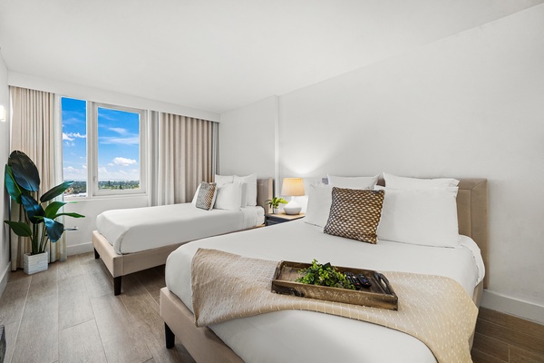 Roney Palace 1128/1129