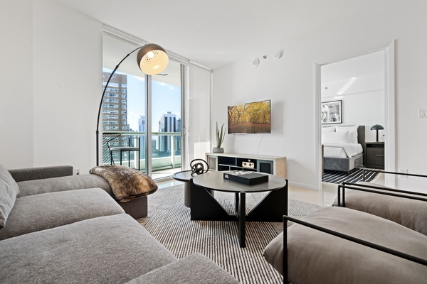 W Miami 2909
