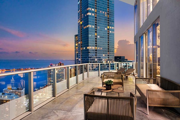 The Horizon Penthouse