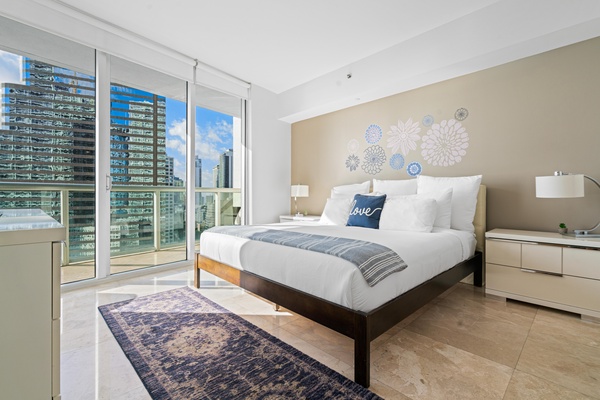 W Miami 2309