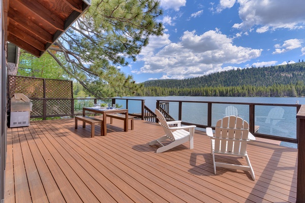 Donner Lake Dreams - Lakefront