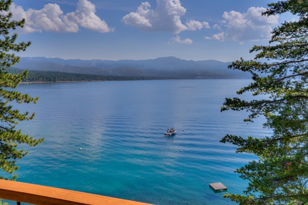 Gonowabie Lodge - Lakefront
