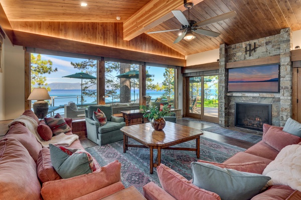 Rubicon Shores - Lakefront