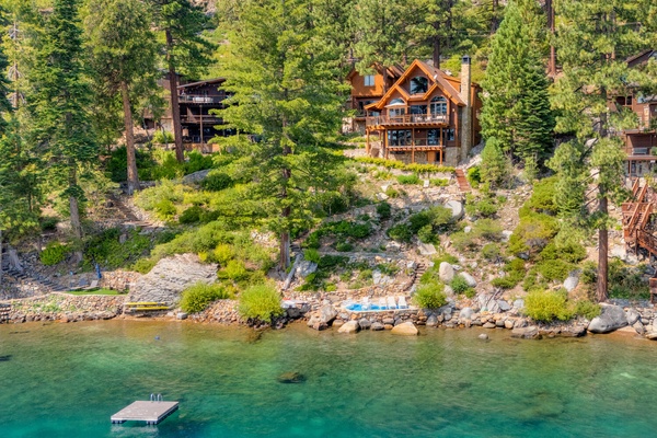 Gonowabie Lodge - Lakefront