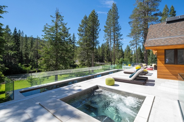 Luxury River Retreat