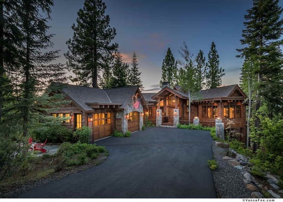 Laura's Overlook Lodge at Northstar
