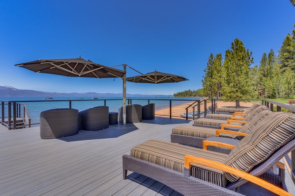 Sierra Sunset Estate - Lakefront