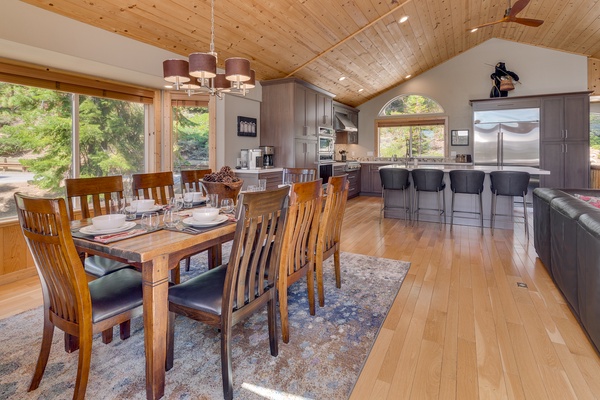 Treetop Lodge