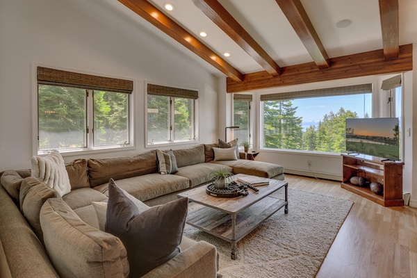 Tahoe's Tranquility - Lakeview