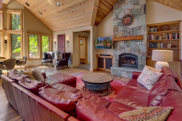 Candlelight Lodge
