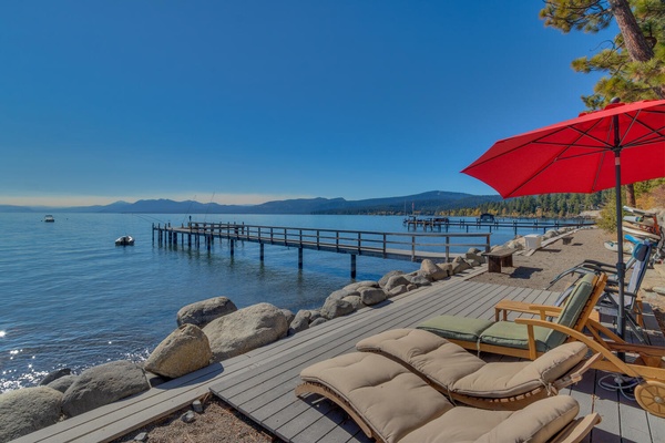 Lakeside Grove - Lakefront
