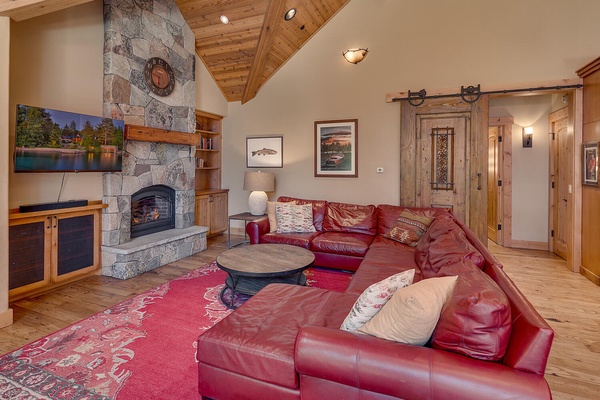 Candlelight Lodge