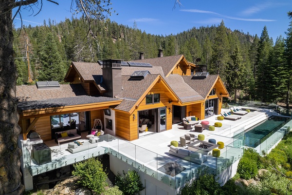 Luxury River Retreat