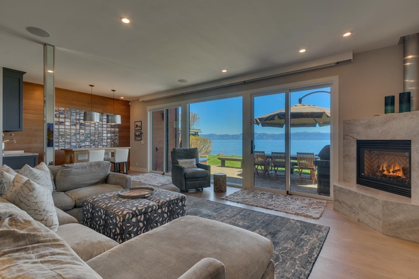 Shore Camp - Lakefront