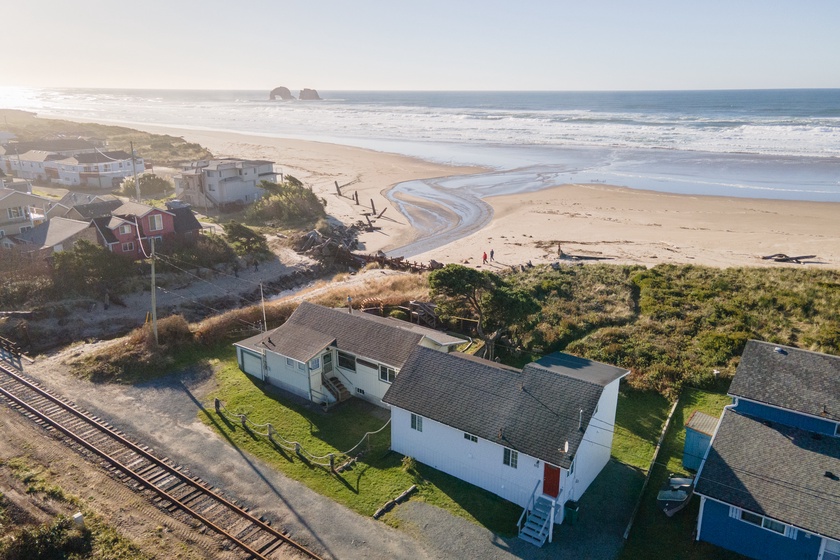 Rockaway Beachhouse 3 Bedroom House in Rockaway Beach, OR