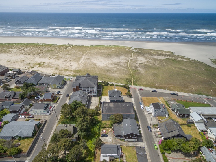 Seaside Prom | 2 Bedroom House in Seaside, OR