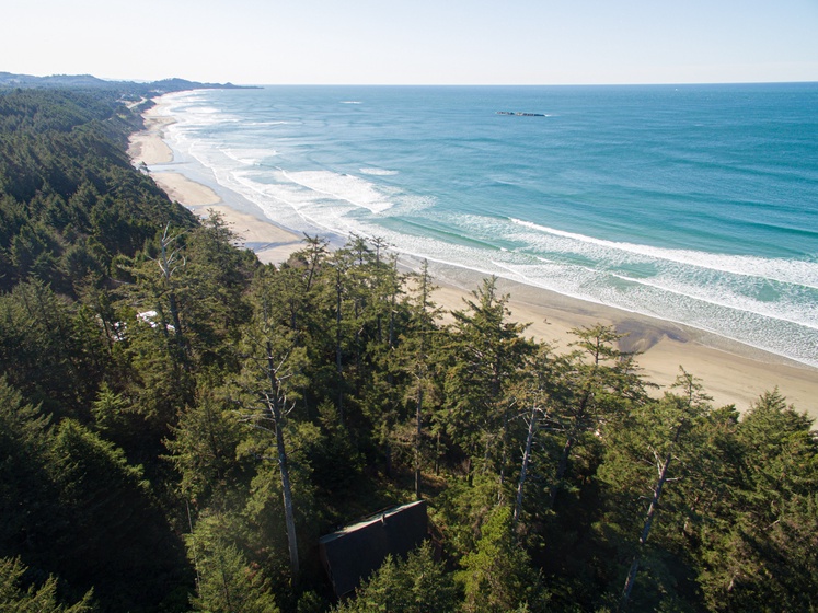 The Cedar House 4 Bedroom House in Otter Rock, OR