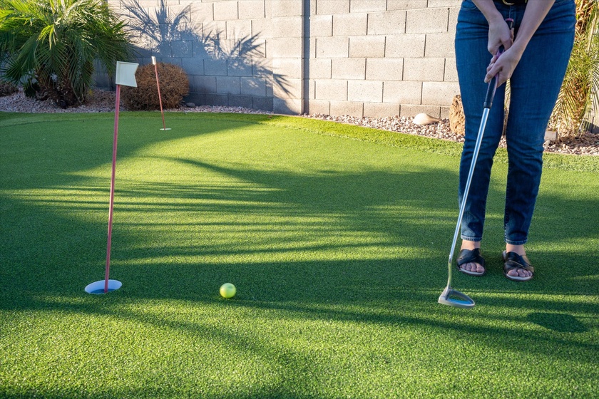 Hole in one Putting Green