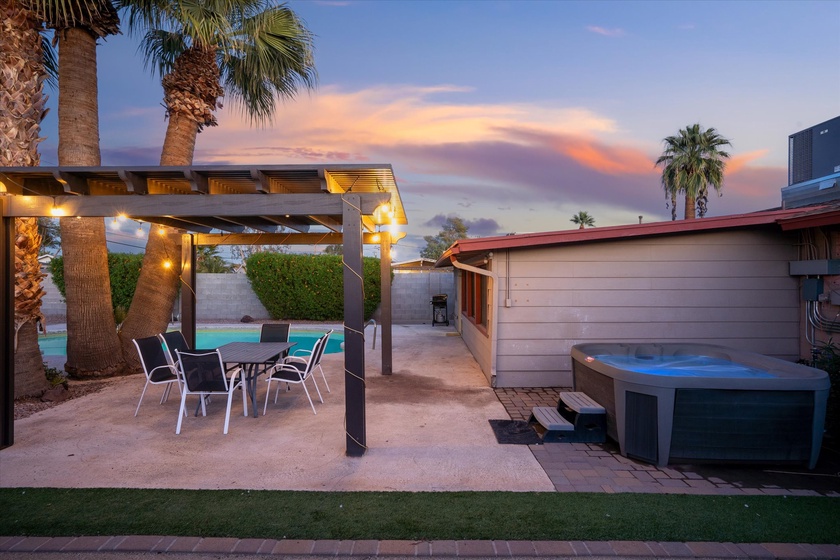 Outdoor Dining area