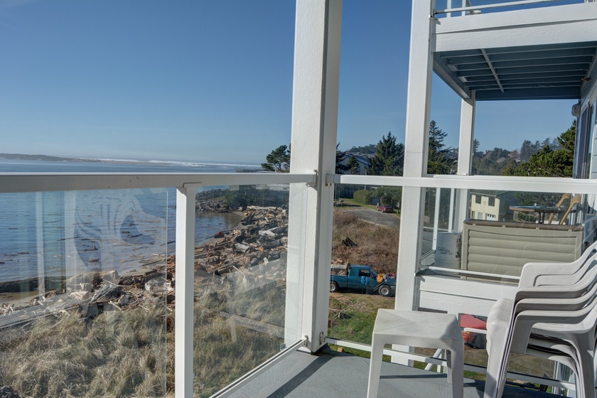 Waters Edge 312 1 Bedroom Condo in Lincoln City, OR