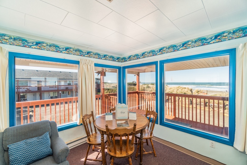 Getaway Oceanfront Lodging 2 Bedroom Condo in Rockaway Beach, OR