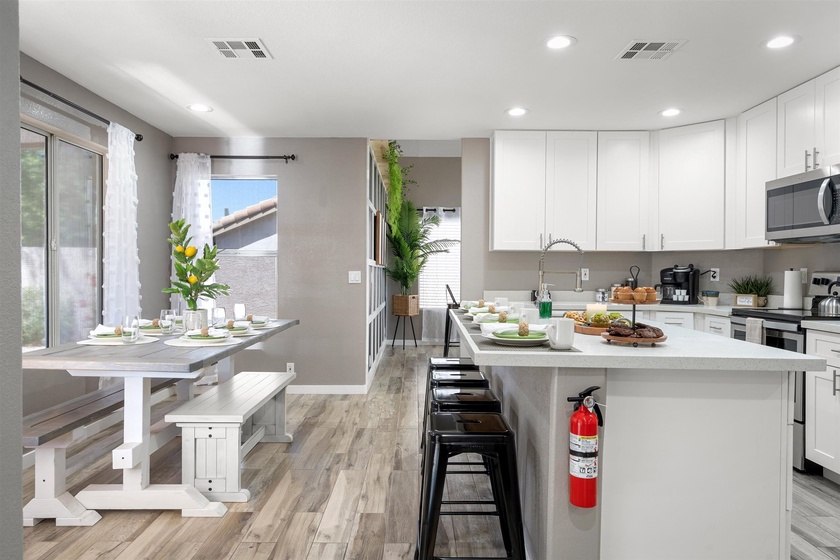 Kitchen/Dining