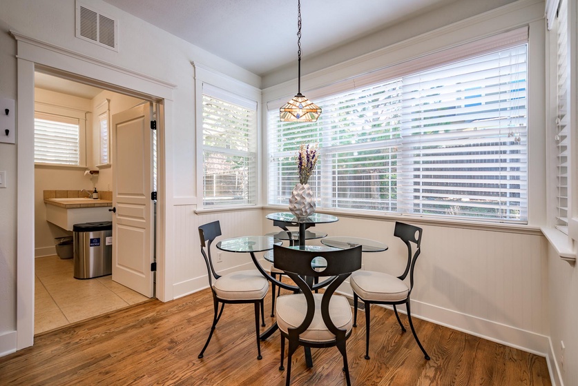 Breakfast Nook