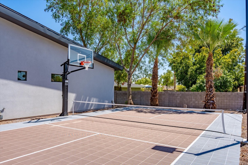 Tennis/Basketball Court