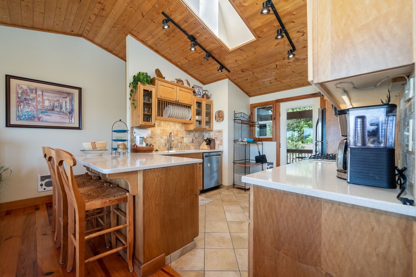 Siletz Bay Beach House 4 Bedroom House in Lincoln City, OR