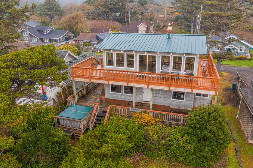 Arnold Beach House 2 second floor 1 Bedroom Townhouse in Rockaway