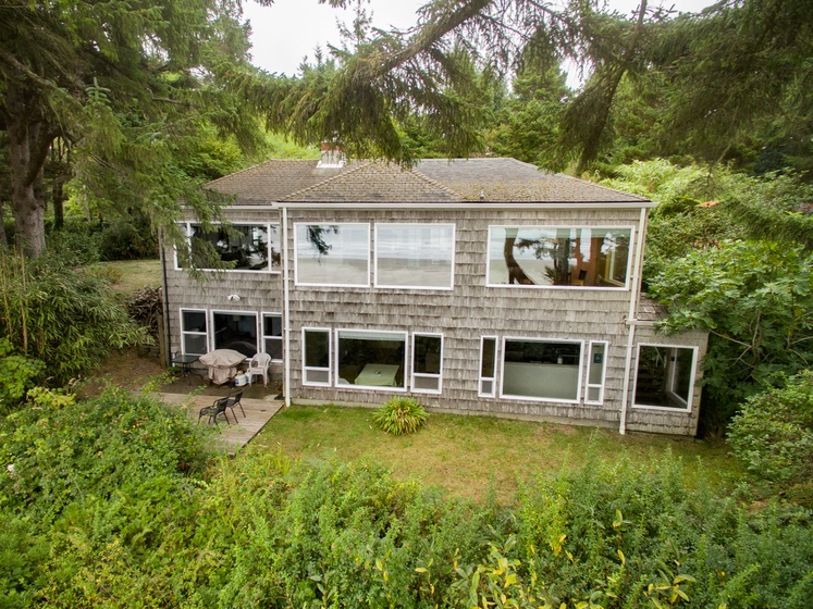 Agate Beach Oceanfront Suite B 1 Bedroom House in Newport, OR