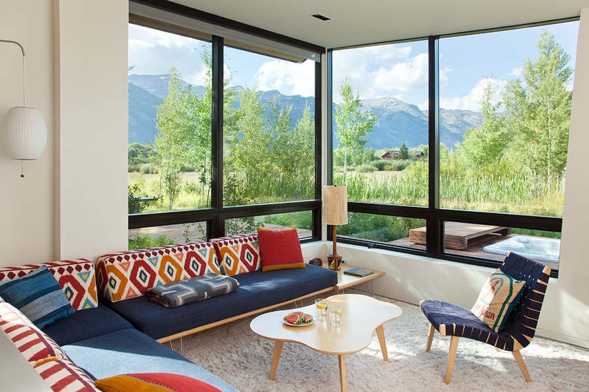 tccgjh_wilderness_meadows_guest_house_living_room