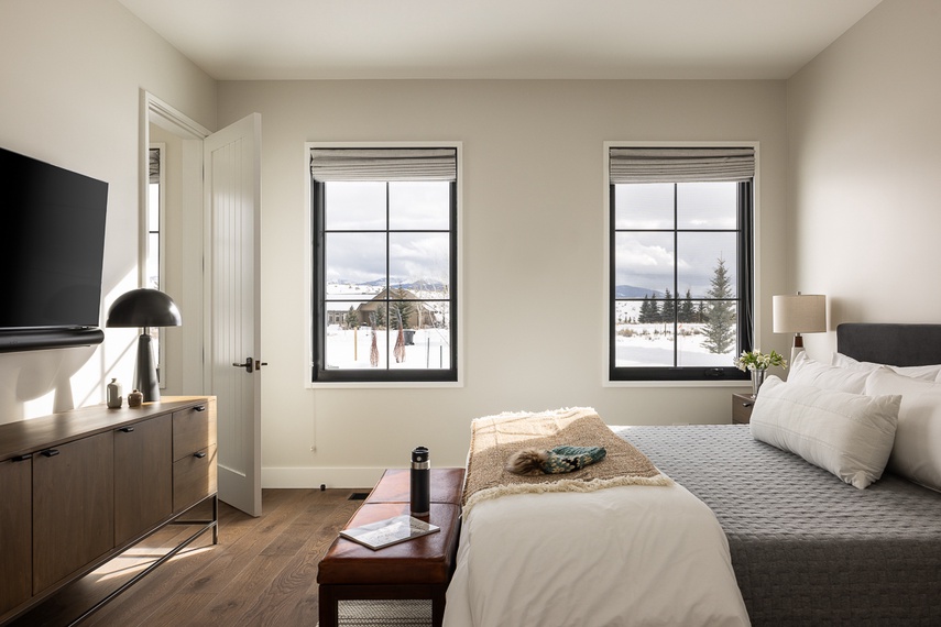 Guest Bedroom 1 - Northern Hideaway - Jackson, WY - Luxury Villa Rental