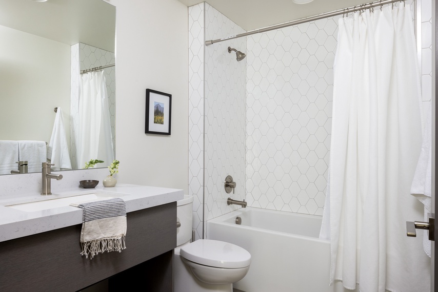 Guest Bathroom - Penthouse on Glenwood 401 - Jackson Hole, WY -  Luxury Villa Rental