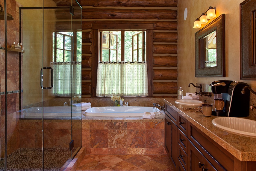 Guest Bedroom 1 Bathroom - Phillips Ridge - Jackson Hole Private Luxury Villa