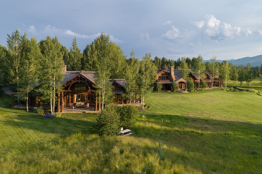 Guest House Grizzly Wulff Lodge- Royal Wulff Lodge - Jackson Hole, WY - Private Luxury Villa Rental