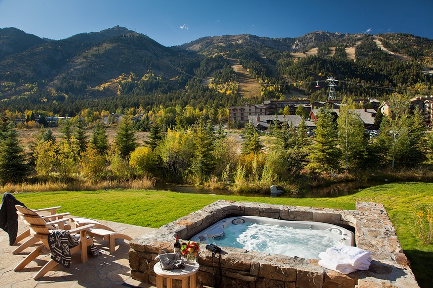 Hot Tub - Fish Creek Lodge 02 - Teton Village, WY - Luxury Cabin Rental