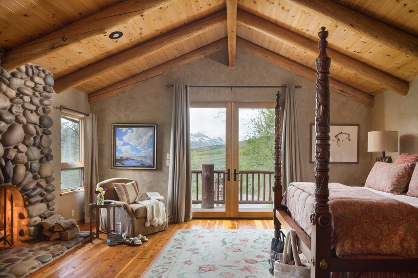 Primary Bedroom - Home on the Range - Jackson Hole, WY - Luxury Villa Rental