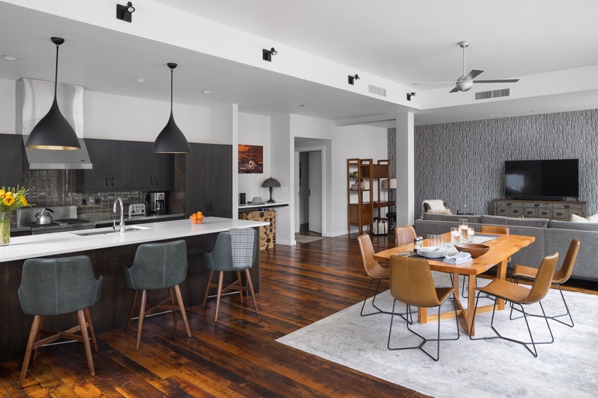 Dining & Kitchen -  Pied a Terre on Pearl - Downtown Jackson Luxury Villa Rental