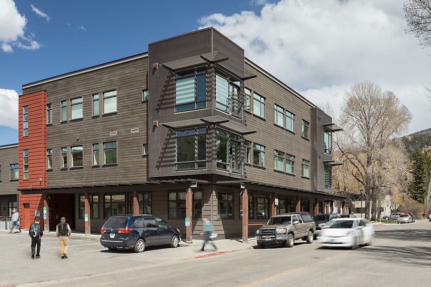 Exterior - Pied a Terre on Pearl - Downtown Jackson Luxury Villa Rental