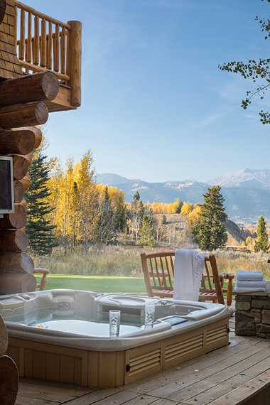 Hot Tub - Mountain View - Wilson, WY - Luxury Villa Rental