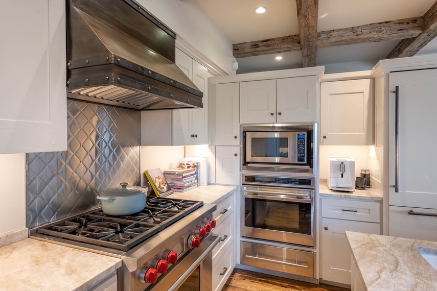 Kitchen - Shooting Star Cabin 05 - Teton Village, WY - Luxury Villa Rental