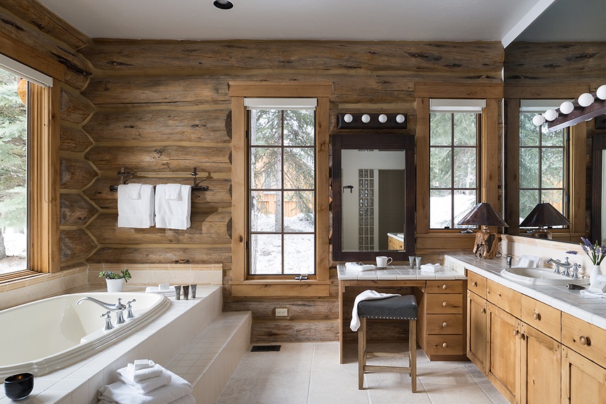 Junior Suite Bathroom - Mountain View - Wilson, WY - Luxury Villa Rental