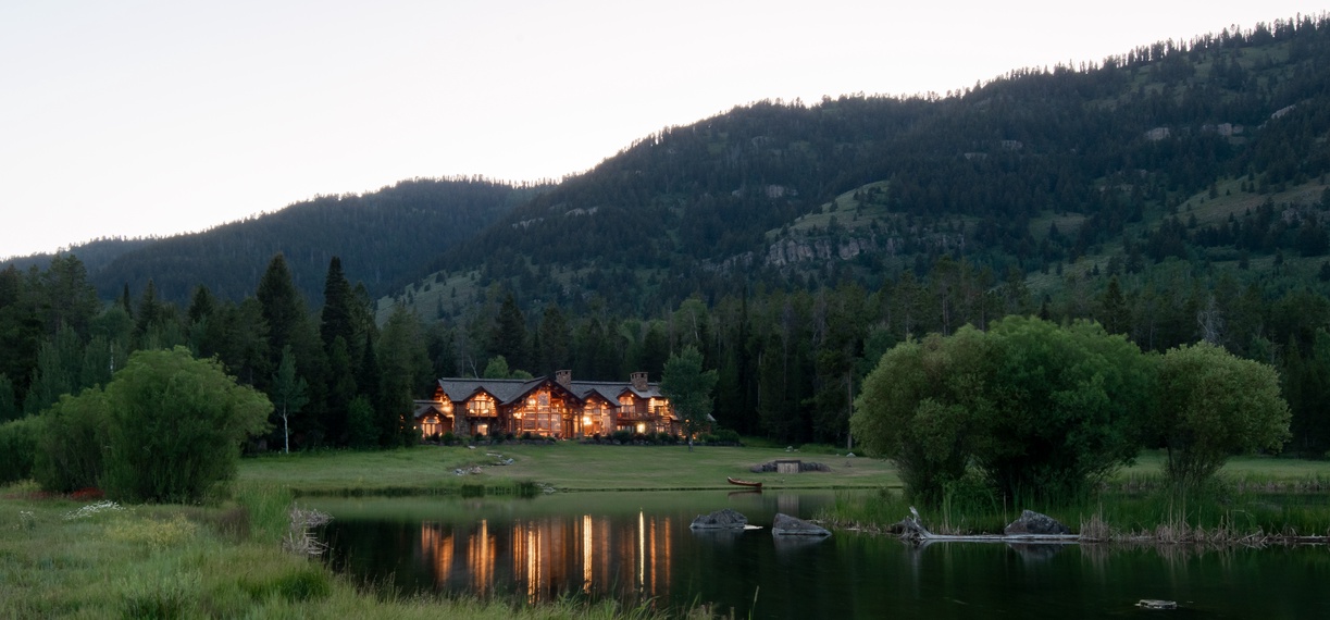 Back Exterior - Phillips Ridge - Jackson, WY - Luxury Villa Rental