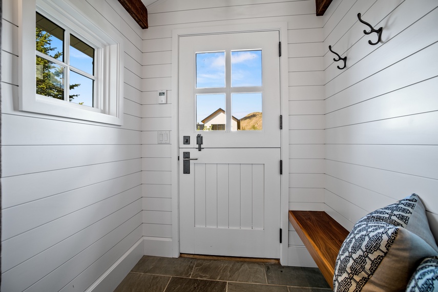 Entry - Bluebell Cottage - Jackson, WY - Luxury Villa Rental