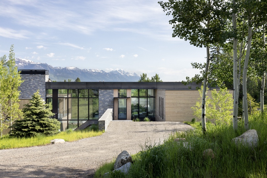 Front Exterior - Eagle's Vantage - Wilson, Wyoming - Luxury Villa Rental