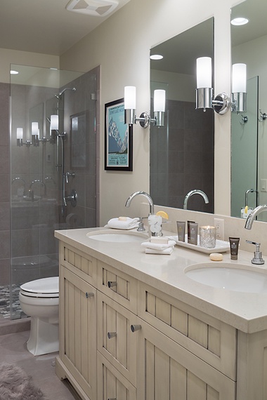 Guest Bedroom One Bathroom - The Nest - Jackson, WY - Luxury Villa Rental