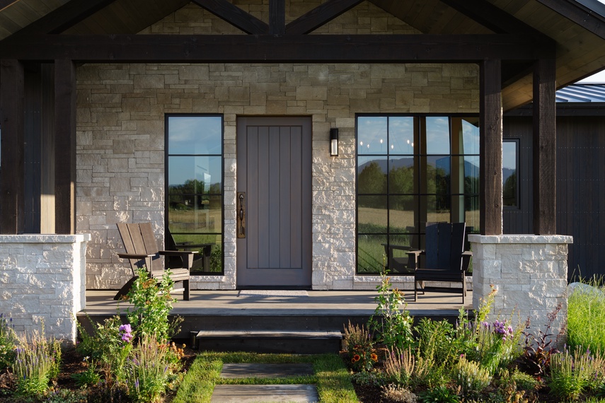 Front Entry - Oatgrass Escape - Jackson, WY - Luxury Villa Rental