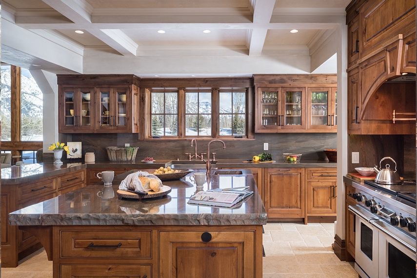 Kitchen - Chateau on the West Bank - Jackson Luxury Villa Rental