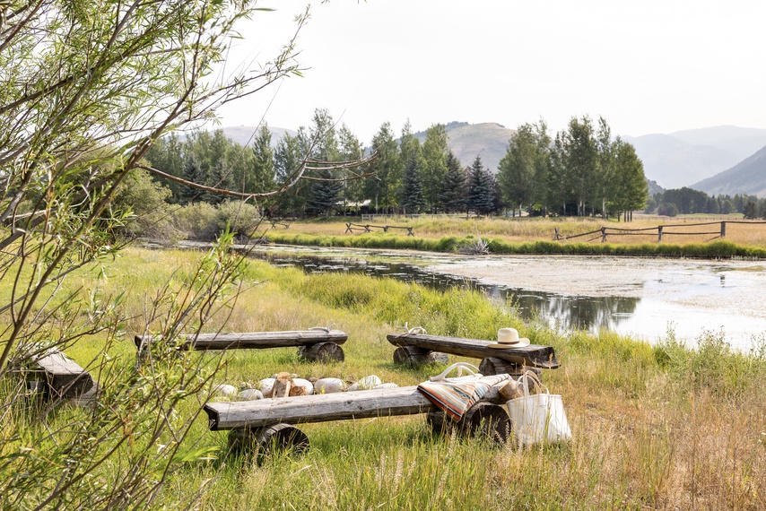 Retreat on the Creek - Jackson Hole, WY - Luxury Villa Rental